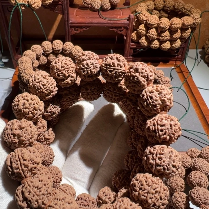 吊坠金刚菩提19安娜蜂王