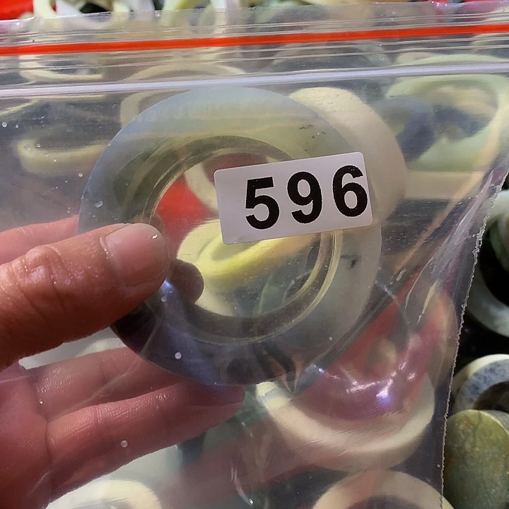 蛇纹石玉原未镶嵌