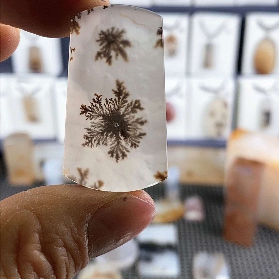 玛瑙/玉髓珠宝奇石未镶嵌酸*萄