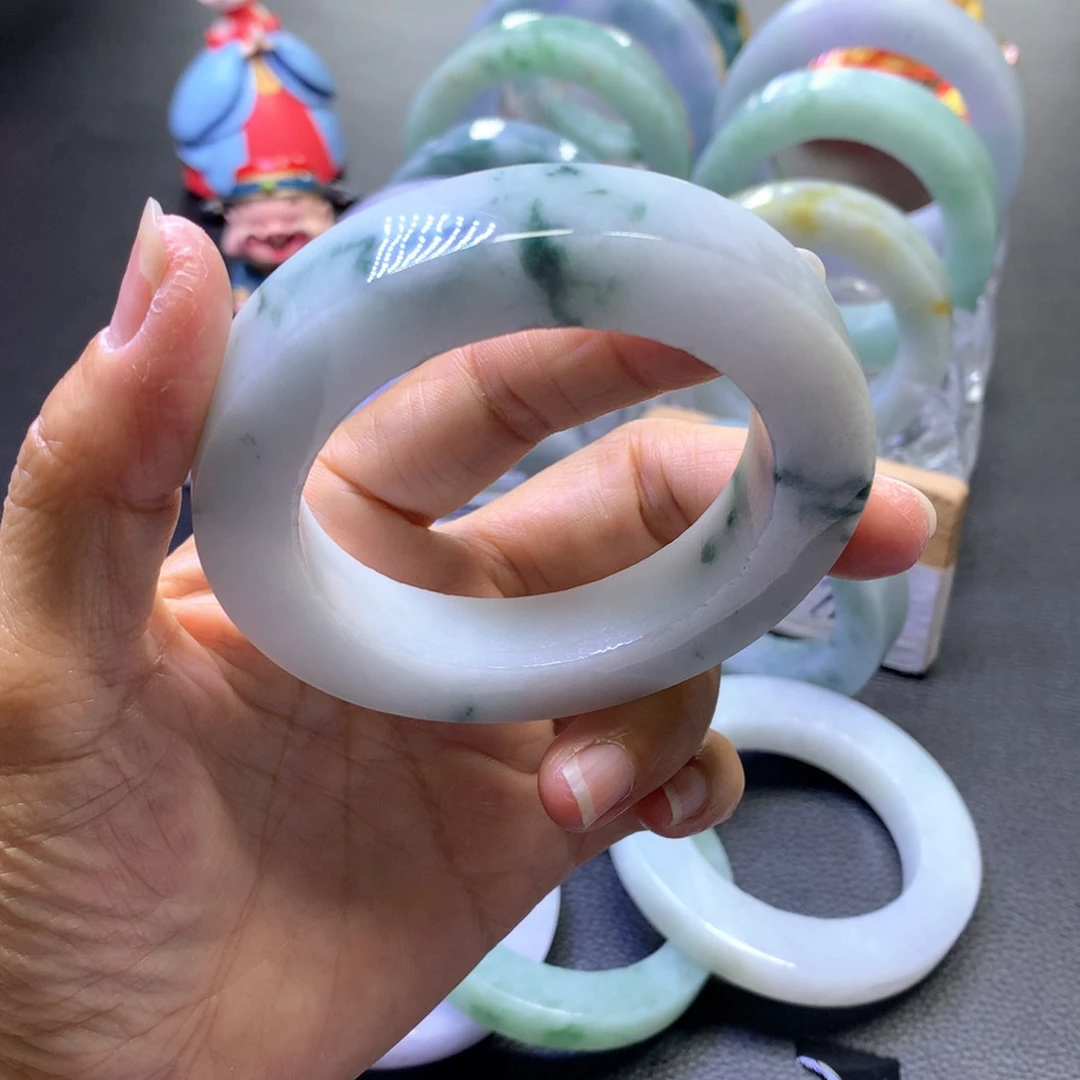 定制翡翠圆条未镶嵌壮*妹