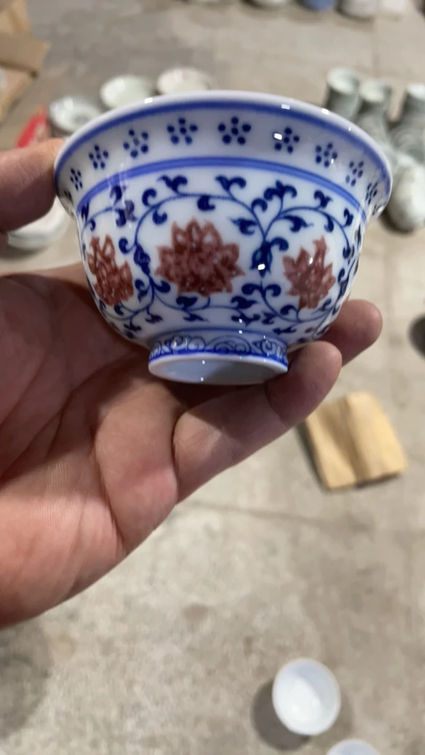 景德镇高温陶瓷釉里红青花压手主人杯