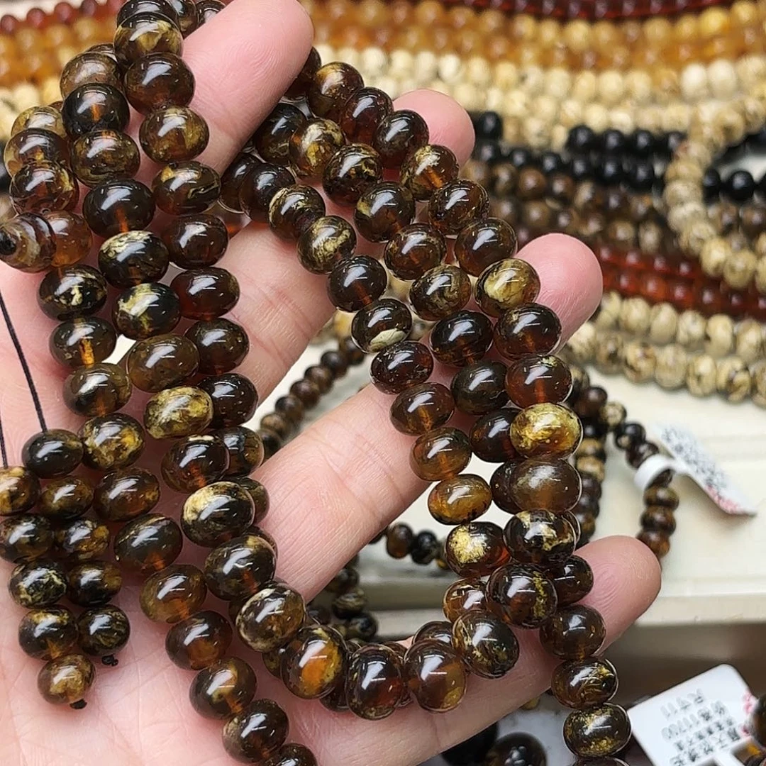 琥珀未镶嵌裸石九91759