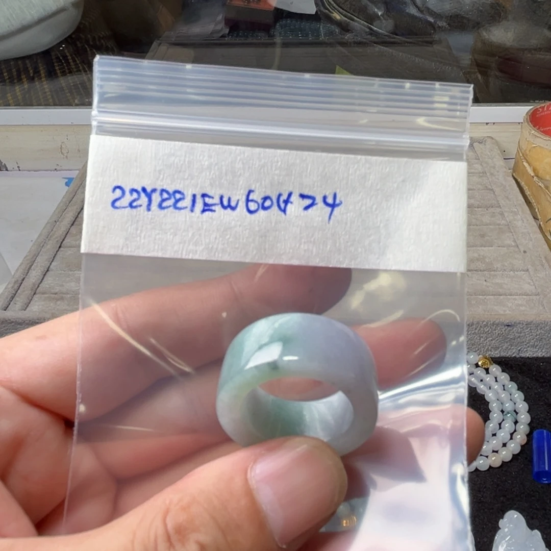 定制翡翠未镶嵌宏