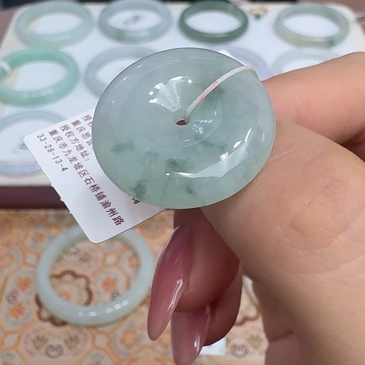 翡翠未镶嵌颈饰（序号1）点菜看细节