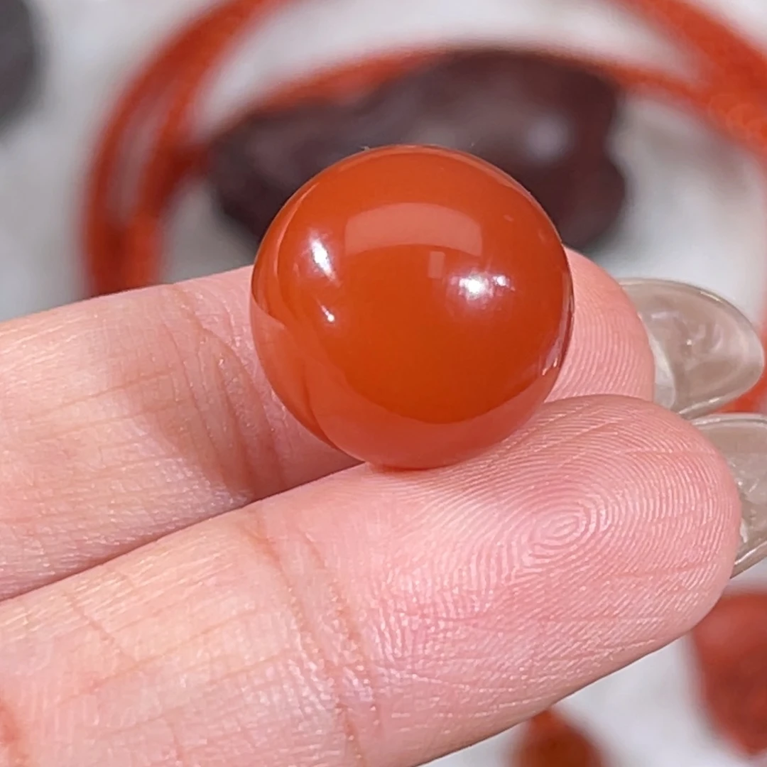 南红玛瑙未镶嵌大黑洞圆珠14.8mm