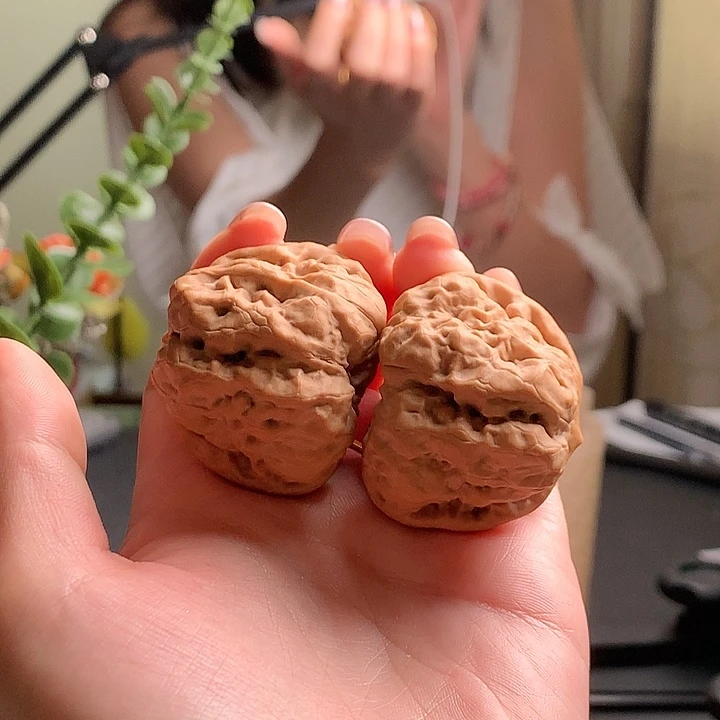 【闪购商品】核桃手串/手链01。42/43