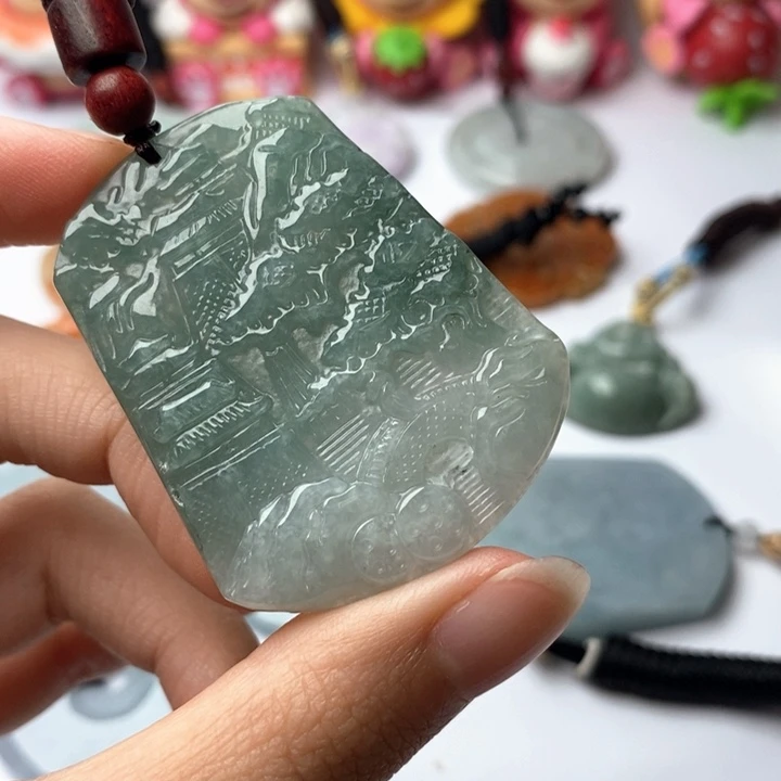 翡翠未镶嵌颈饰翡翠