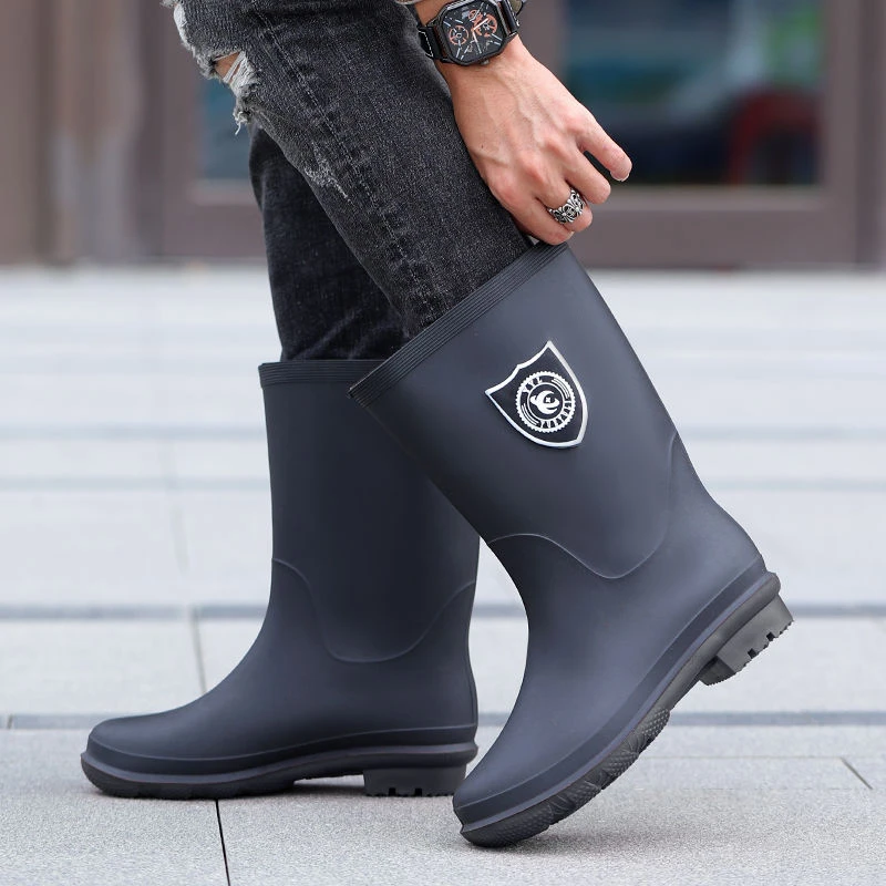 潮流男士中筒雨鞋防水鞋靴子软舒防臭纯色雨靴短筒春秋钓鱼鞋防滑