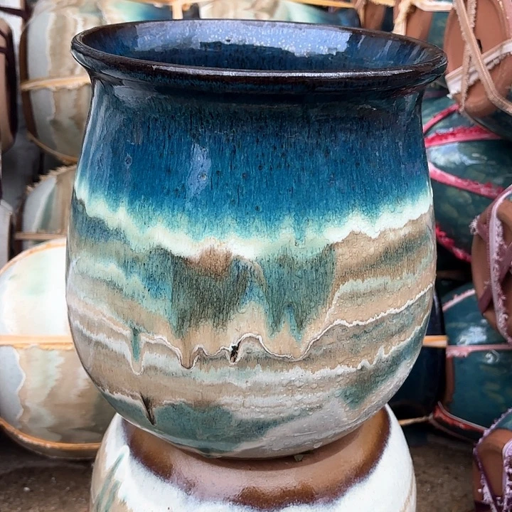 紫砂茶碗山水画口径22高度25