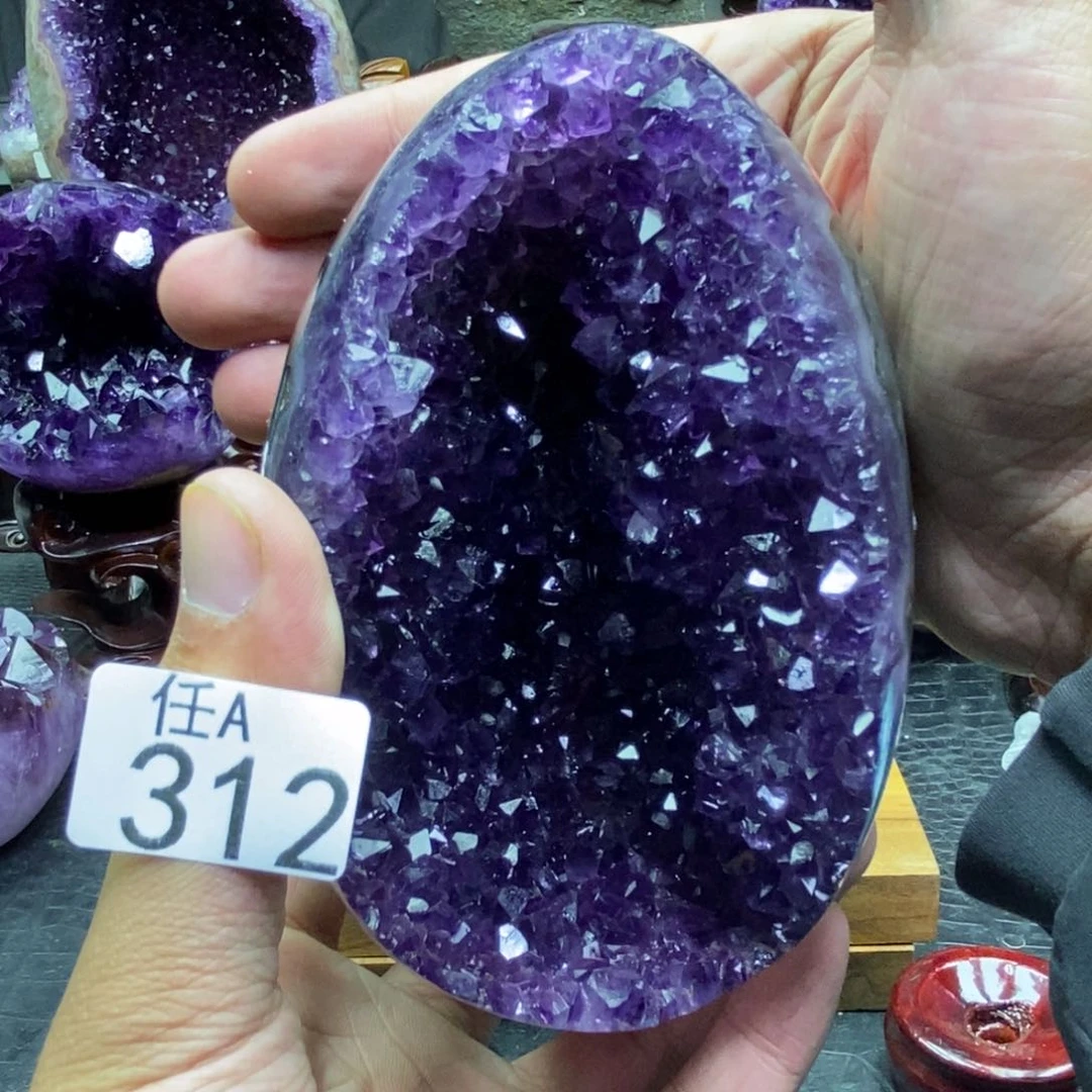 水晶大型摆件（非配饰）未镶嵌