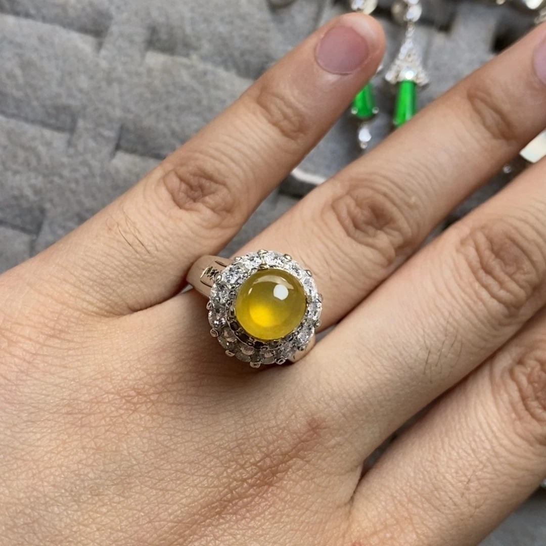定制翡翠未镶嵌玻璃种金黄翡
