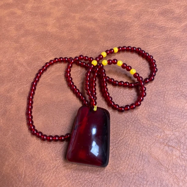 WPT 065 精品吊坠（有礼盒）