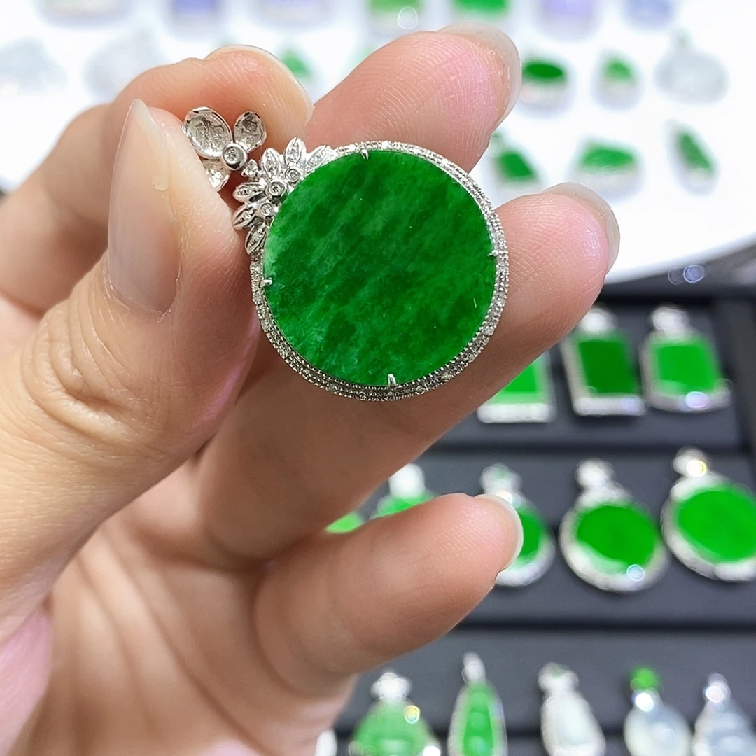 翡翠18K金镶嵌吊坠(不含链)