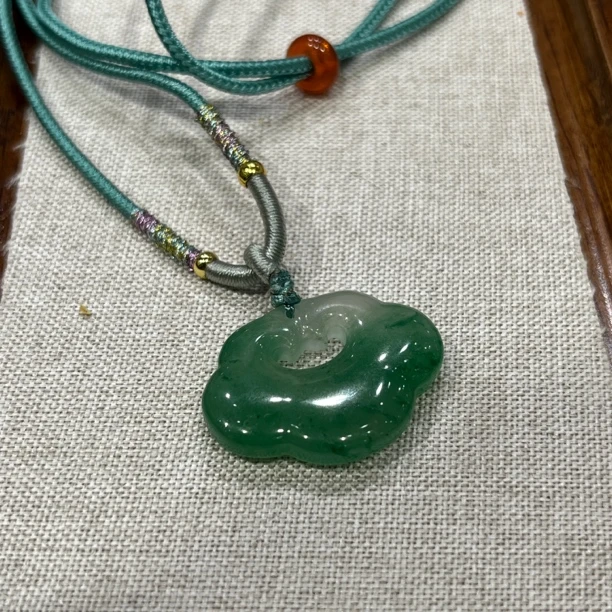 【七七严选珠宝】天然非洲翠祥云锁TQ