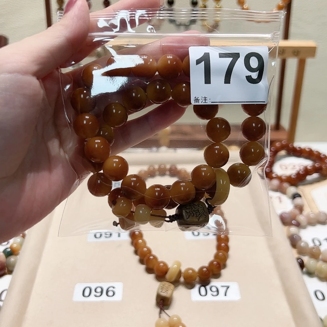 美***娘白玉菩提吊坠菩提