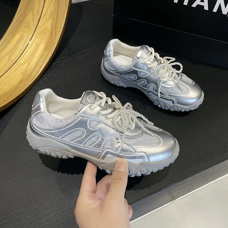 厚底新款德训鞋女款2025爆款透气蕾丝网珍珠百搭女式网红轻奢鞋子