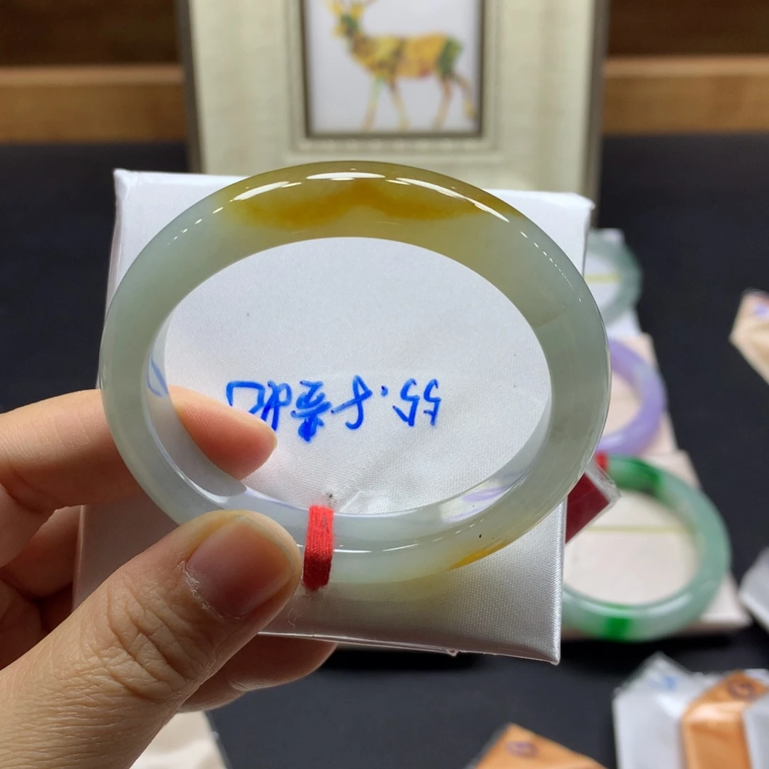 翡翠手镯未镶嵌冰黄翡贵妃55-56