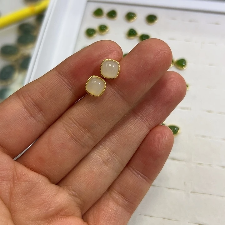 和田玉银S925镶嵌耳饰