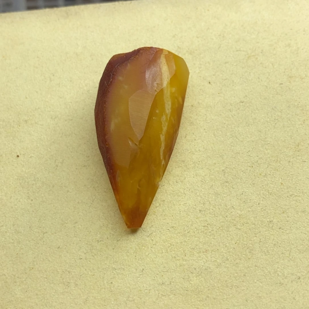 未镶嵌定制蜜蜡梨