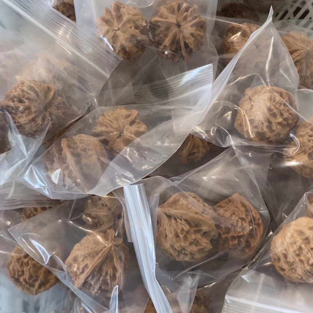 文玩核桃吊坠三四棱破烂随机