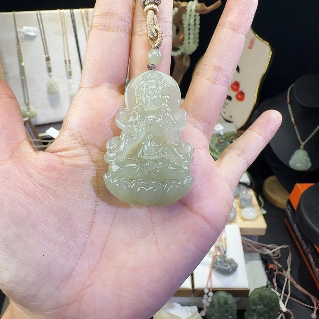 可***块颈饰未镶嵌和田玉