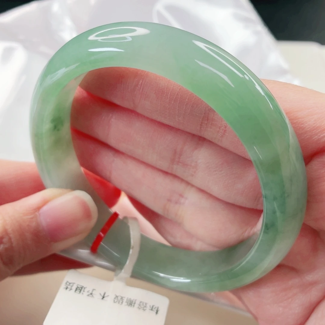 翡翠未镶嵌手镯60.8圈x389