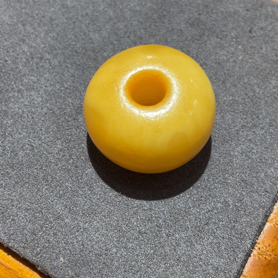 蜜蜡未镶嵌颈饰老蜜蜡扣子4.7克