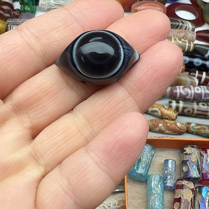 玛瑙/玉髓合金颈饰