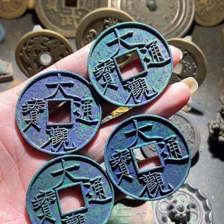后***翁铜现代工艺品仿制品