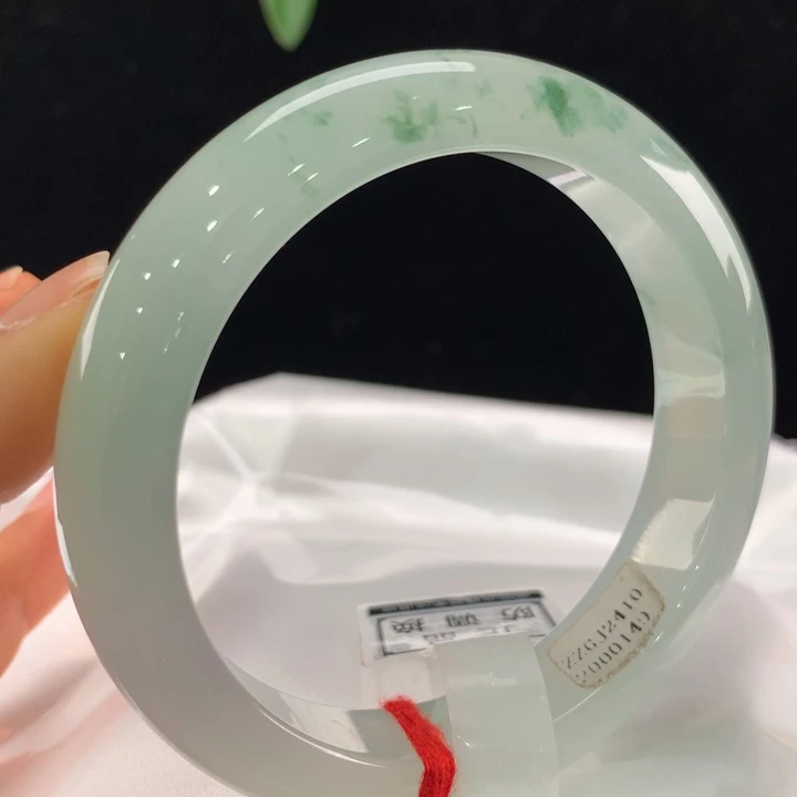 翡翠手镯未镶嵌111-0149