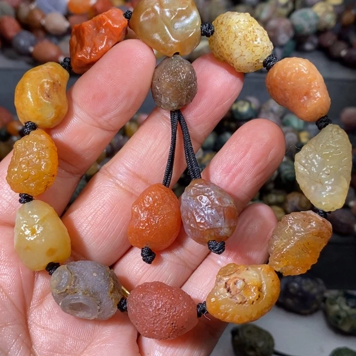 未镶嵌玛瑙/玉髓珠宝奇石