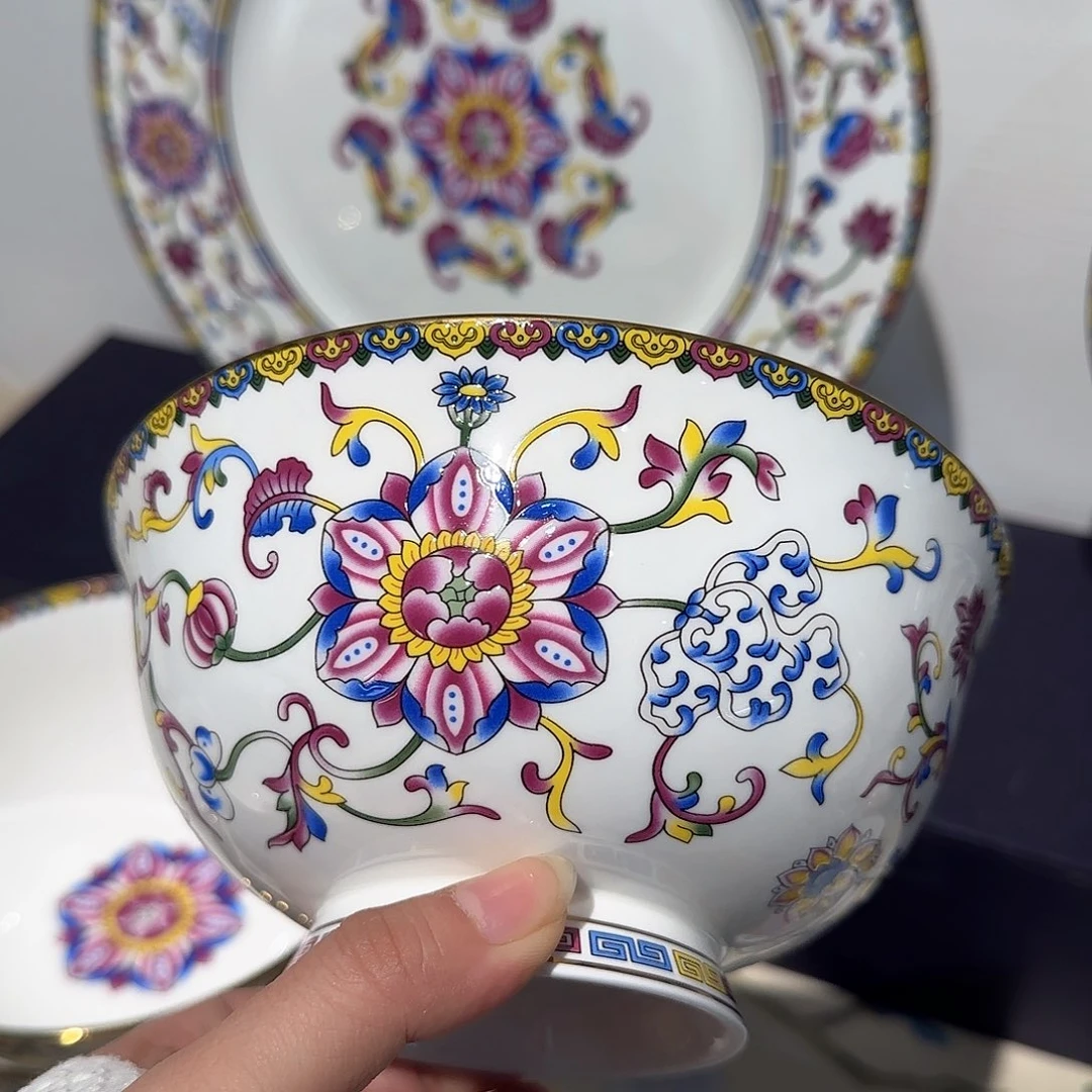 钛合金骨瓷珐琅彩工艺