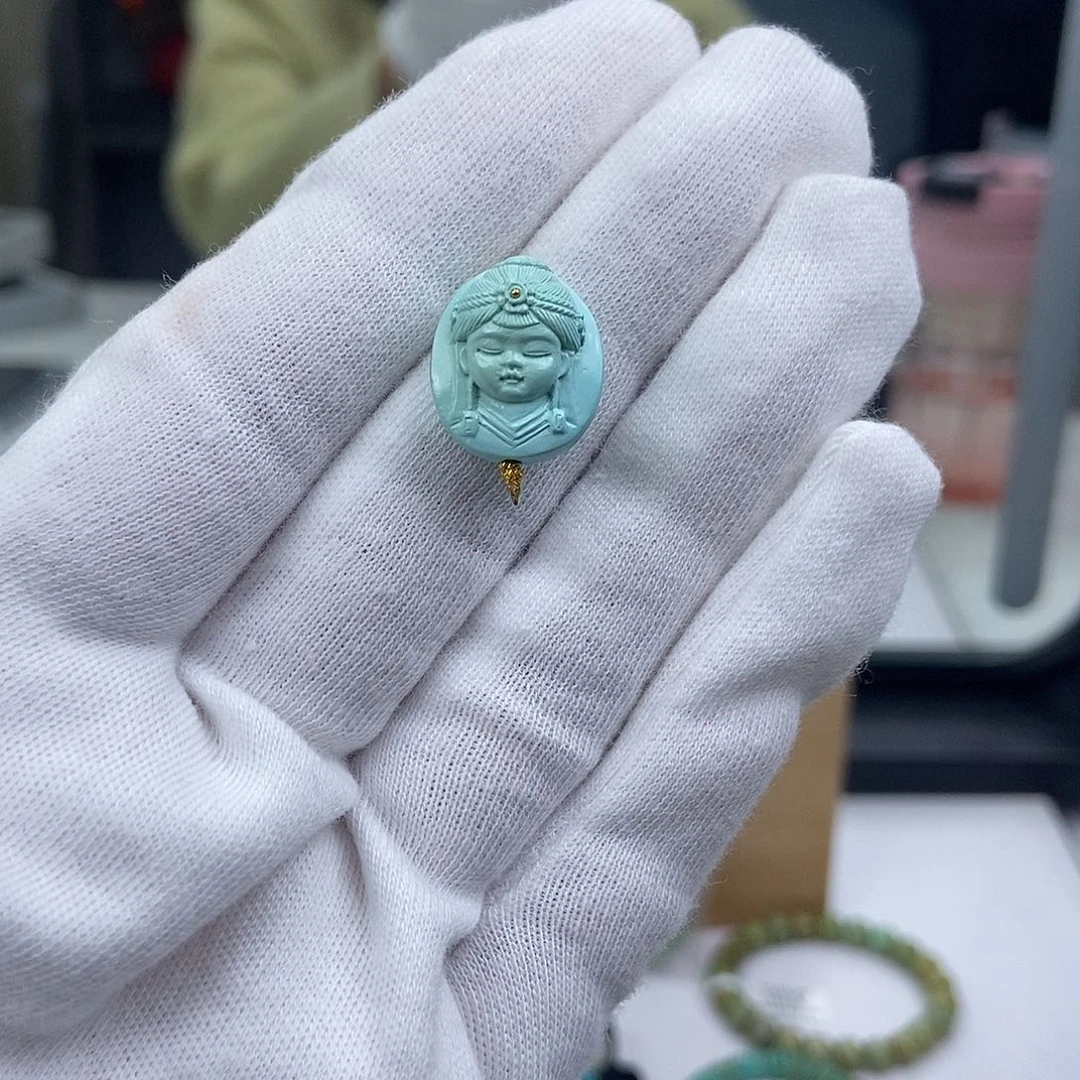 绿松石未镶嵌珠宝奇石