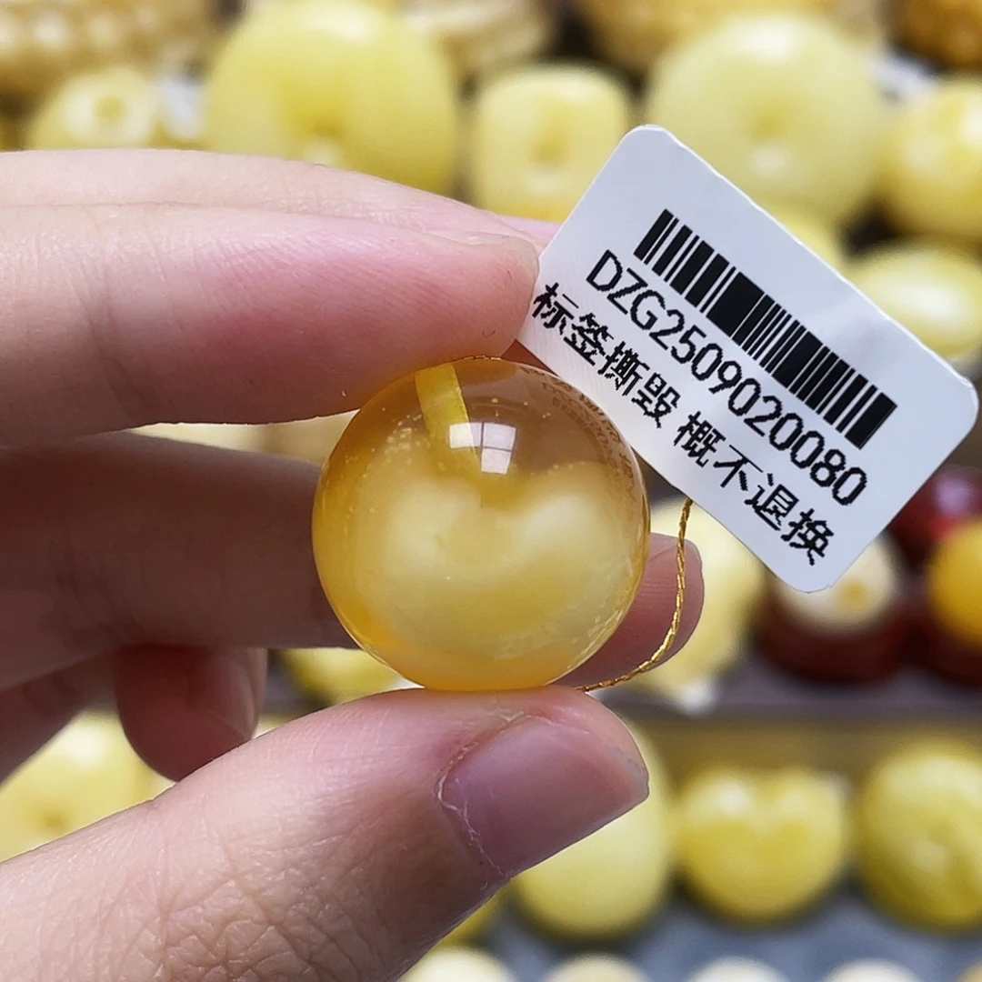 裸石琥珀未镶嵌18.9mm圆珠瑕疵