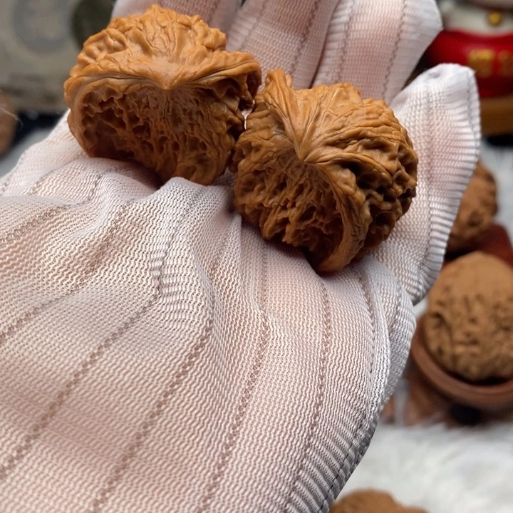 文玩核桃吊坠37尺寸盘山蛇头