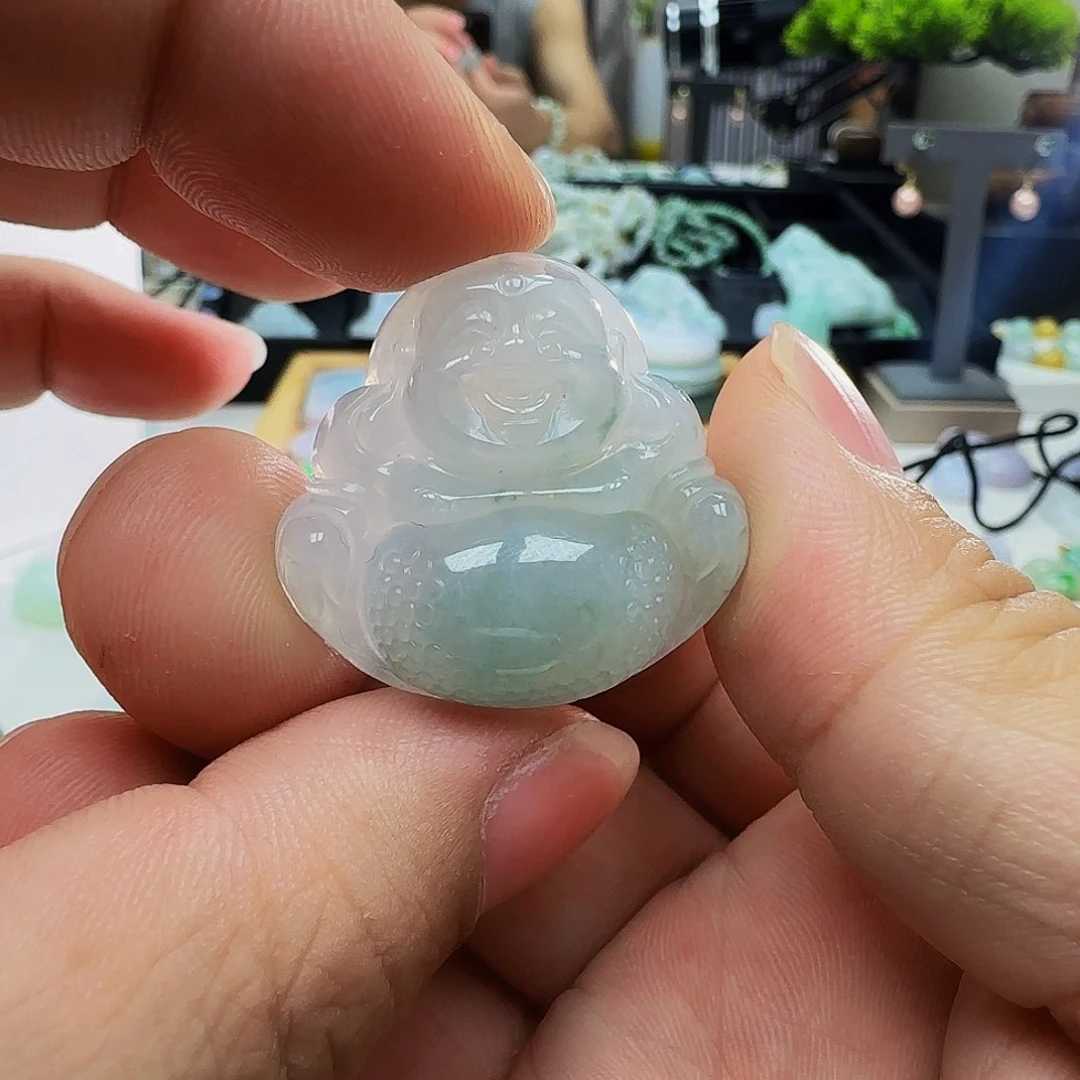 翡翠未镶嵌吊坠(不含链)?****白