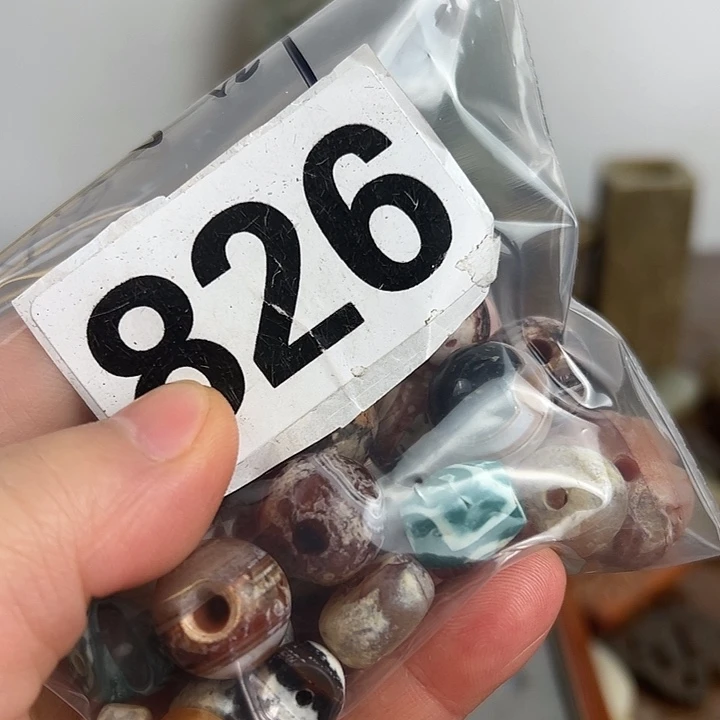 玛瑙/玉髓颈饰未镶嵌双**十