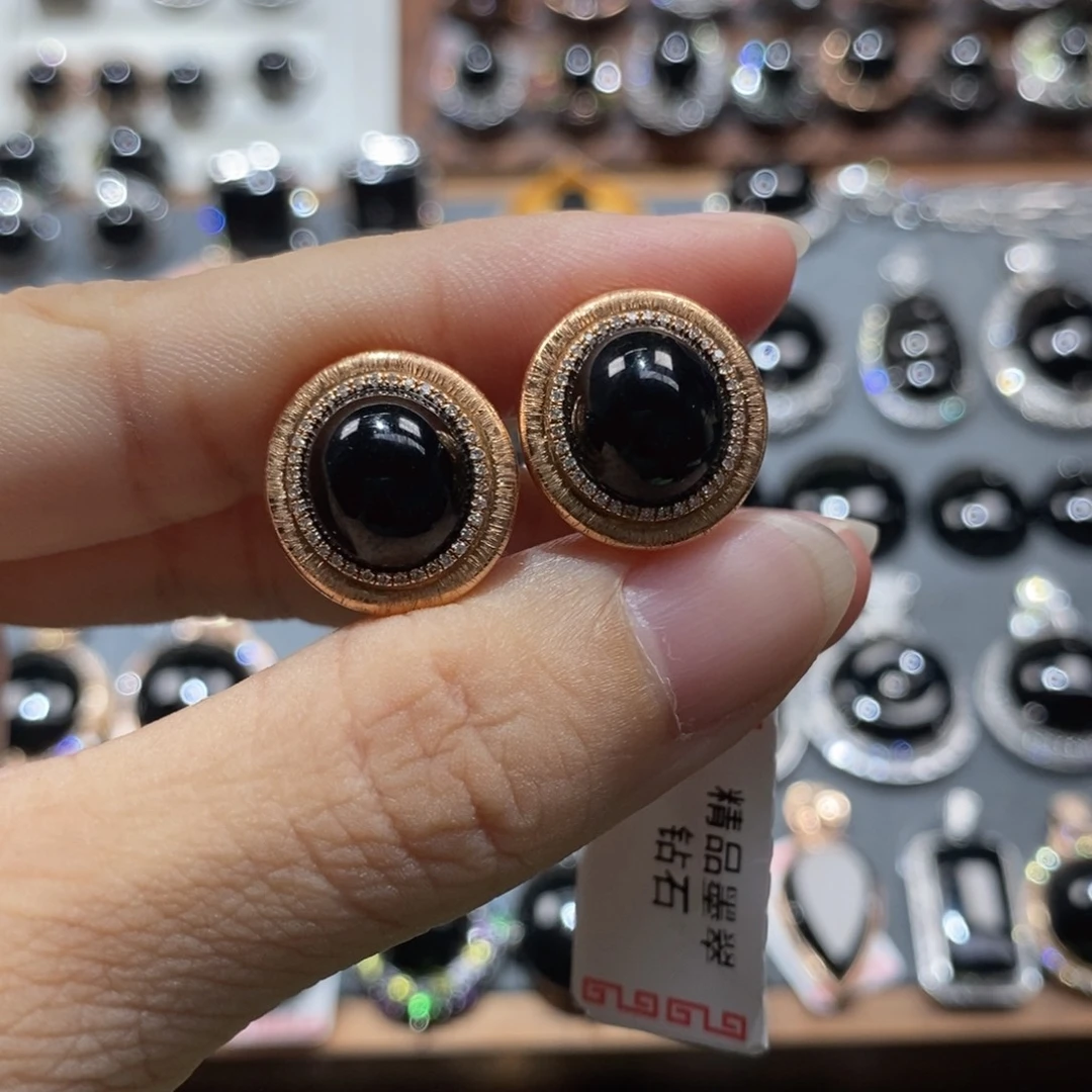 斯***G翡翠18K金镶嵌耳饰