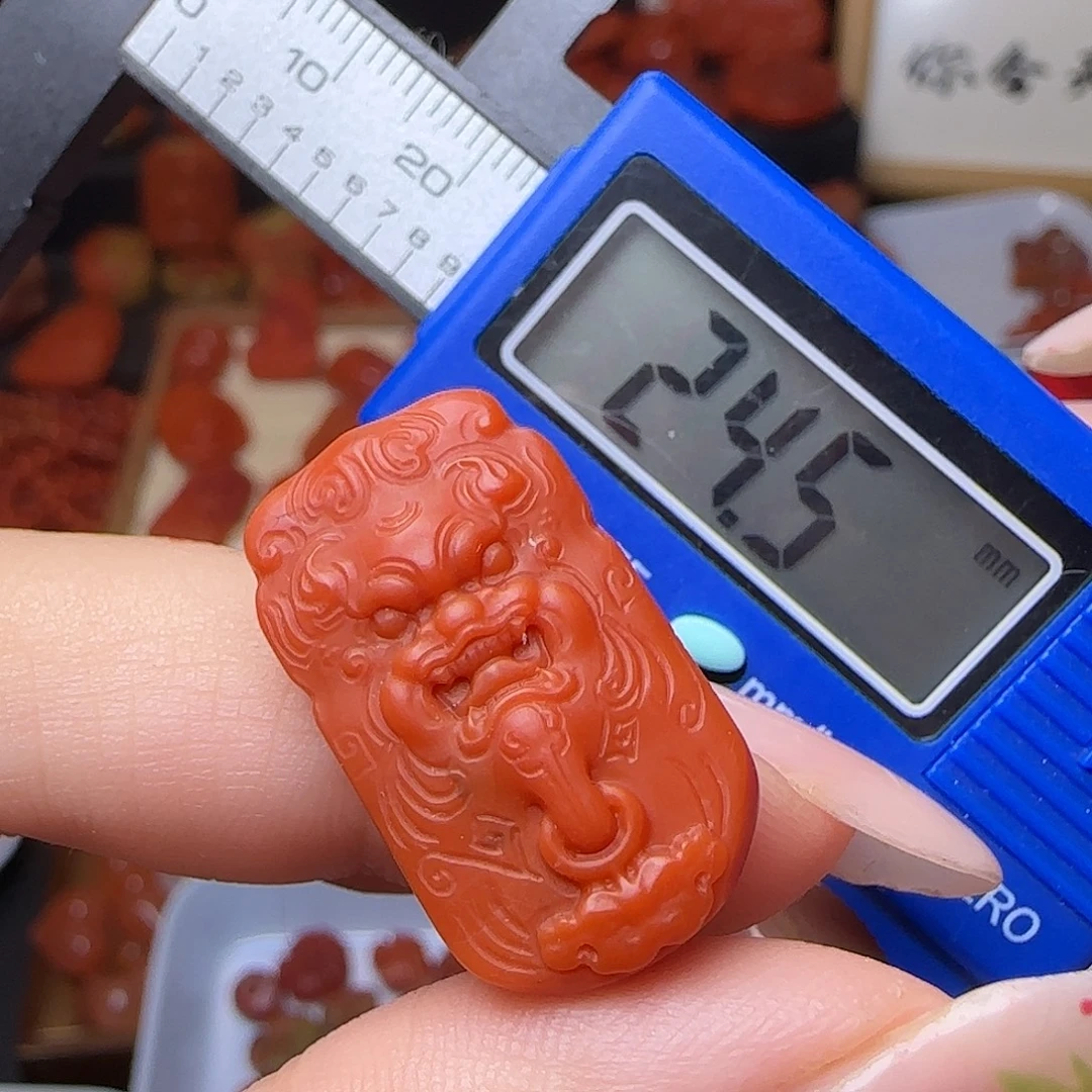 南红玛瑙未镶嵌颈饰