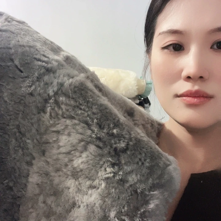 @***城灰色加厚款羊皮褥子