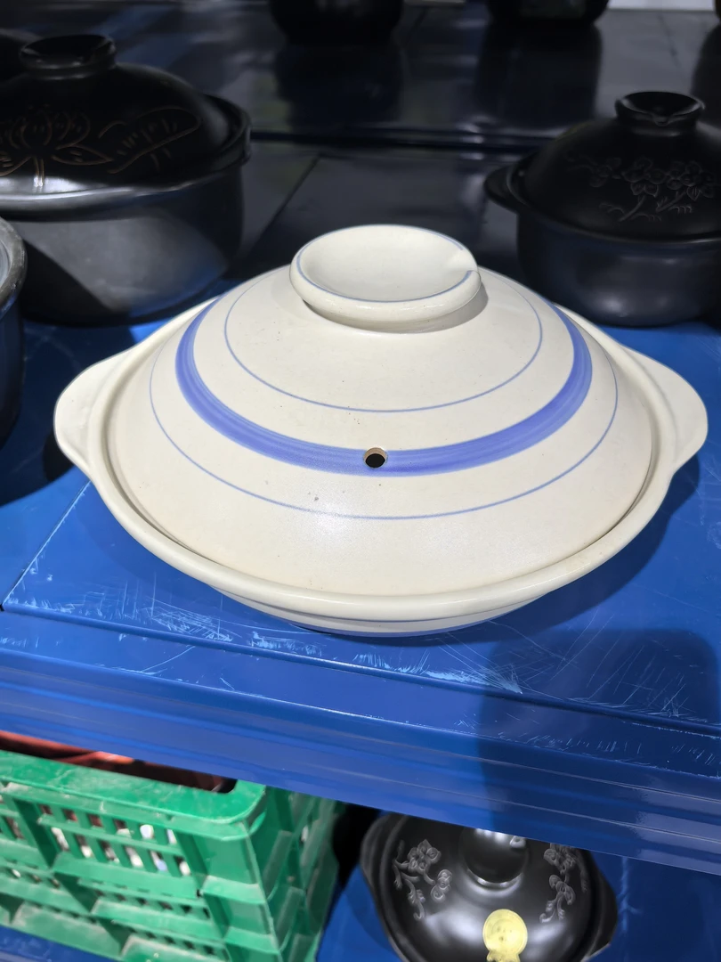 景德镇珍宝砂锅1.5升2575蓝白圈