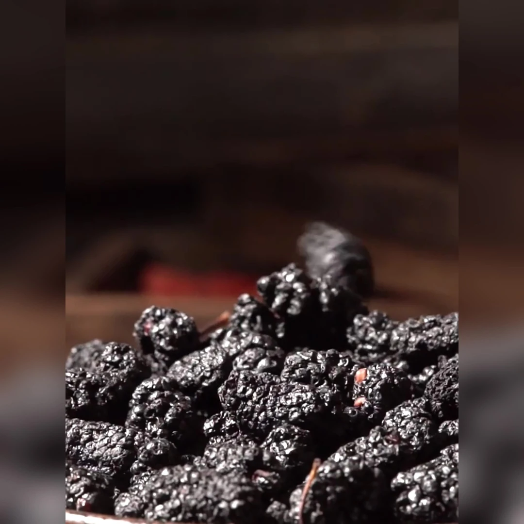 黑桑葚150克罐装桑葚干花茶无硫即食水果干