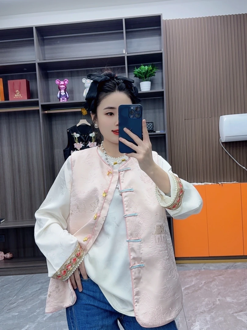 春季新款亭台楼阁马甲