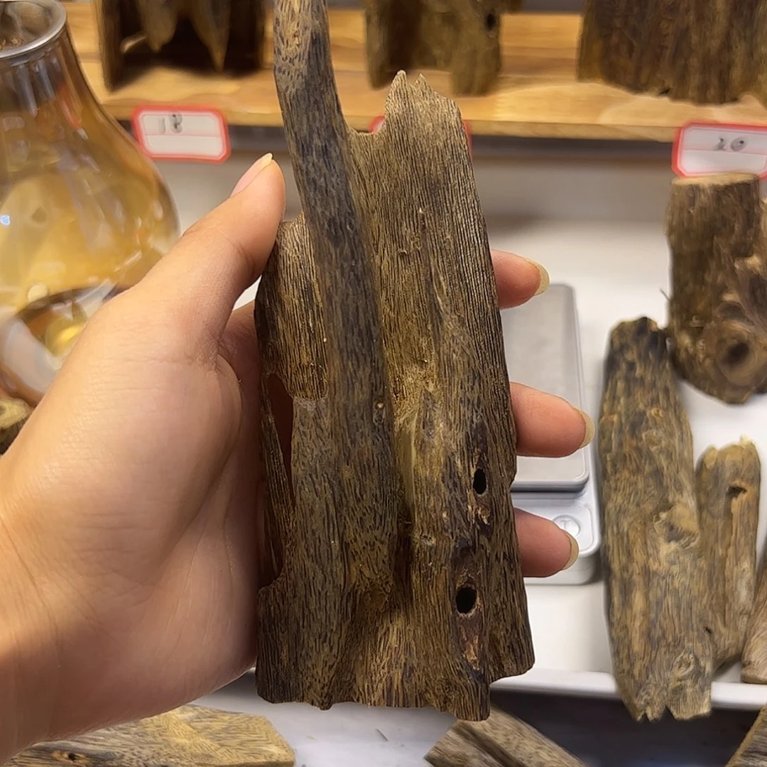 木质乌身圆叶 67克