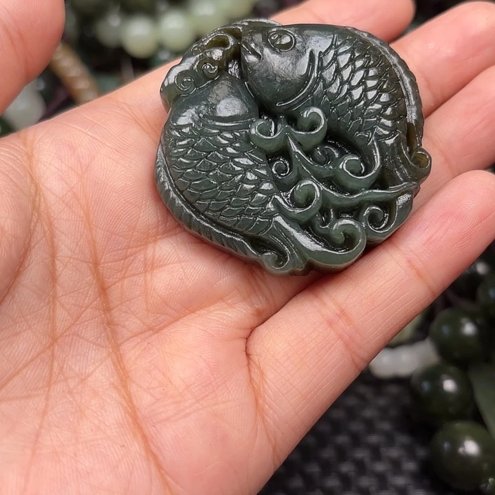 颈饰未镶嵌和田玉