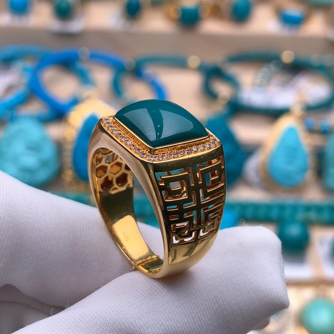 未镶嵌绿松石珠宝奇石