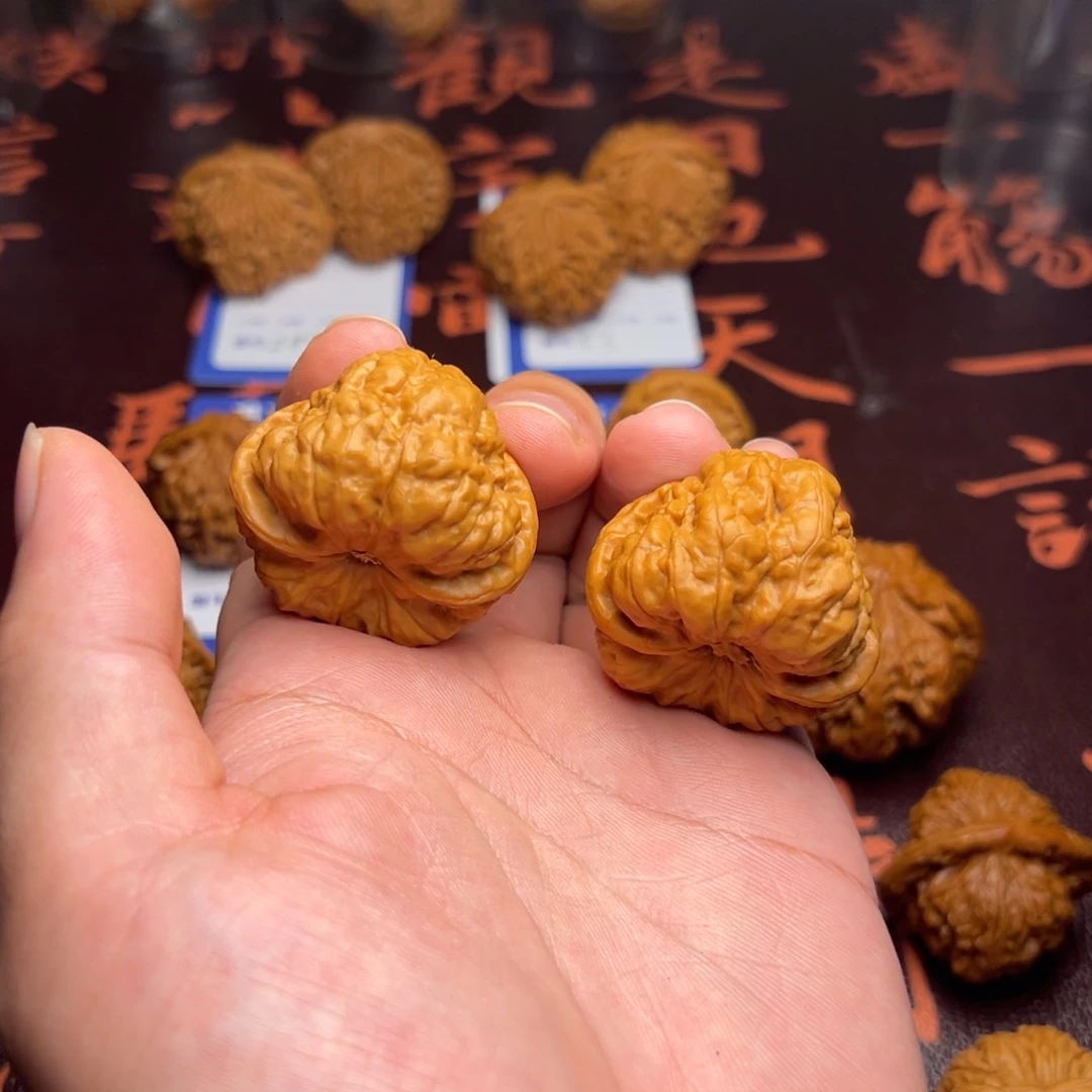 鵬***文玩核桃把件205蛤蟆头