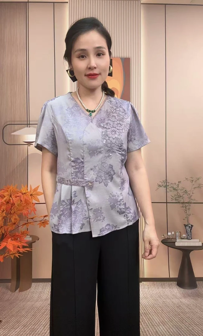 夏季新款新中式妈妈装时髦洋气中老年女士短袖上衣简约气质小衫