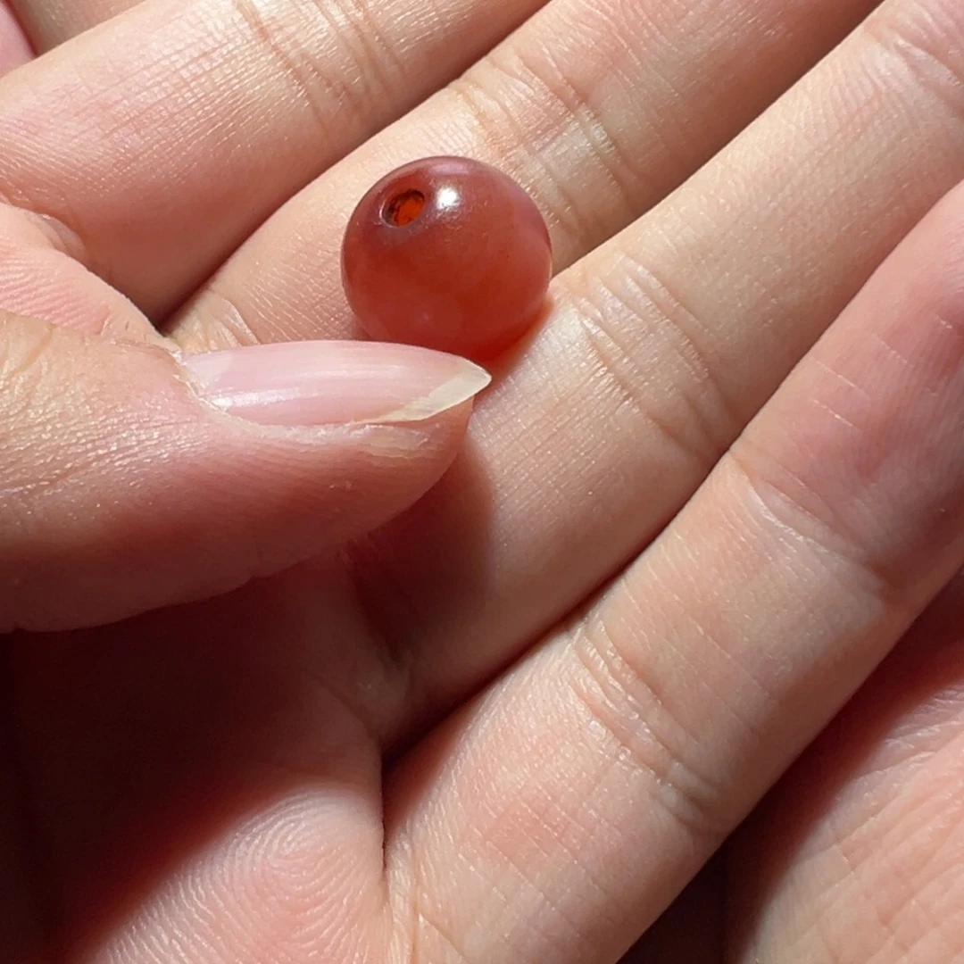 清***李玛瑙/玉髓未镶嵌珠子。