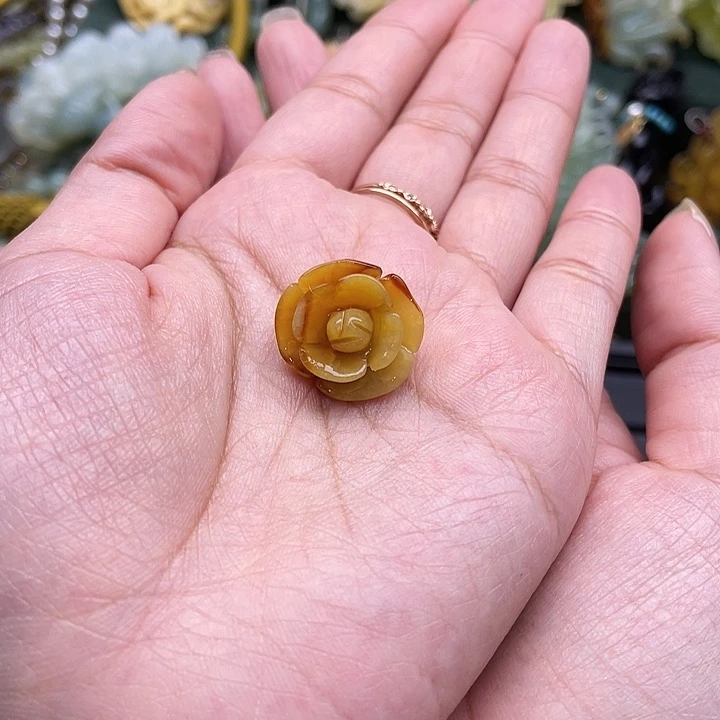蛇纹石玉戒指合金半**提